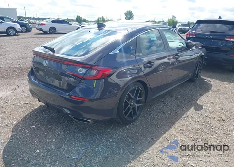 2024 Honda Civic Sport Touring z USA, uszkodzony, nr VIN 19XFL1H87RE007436